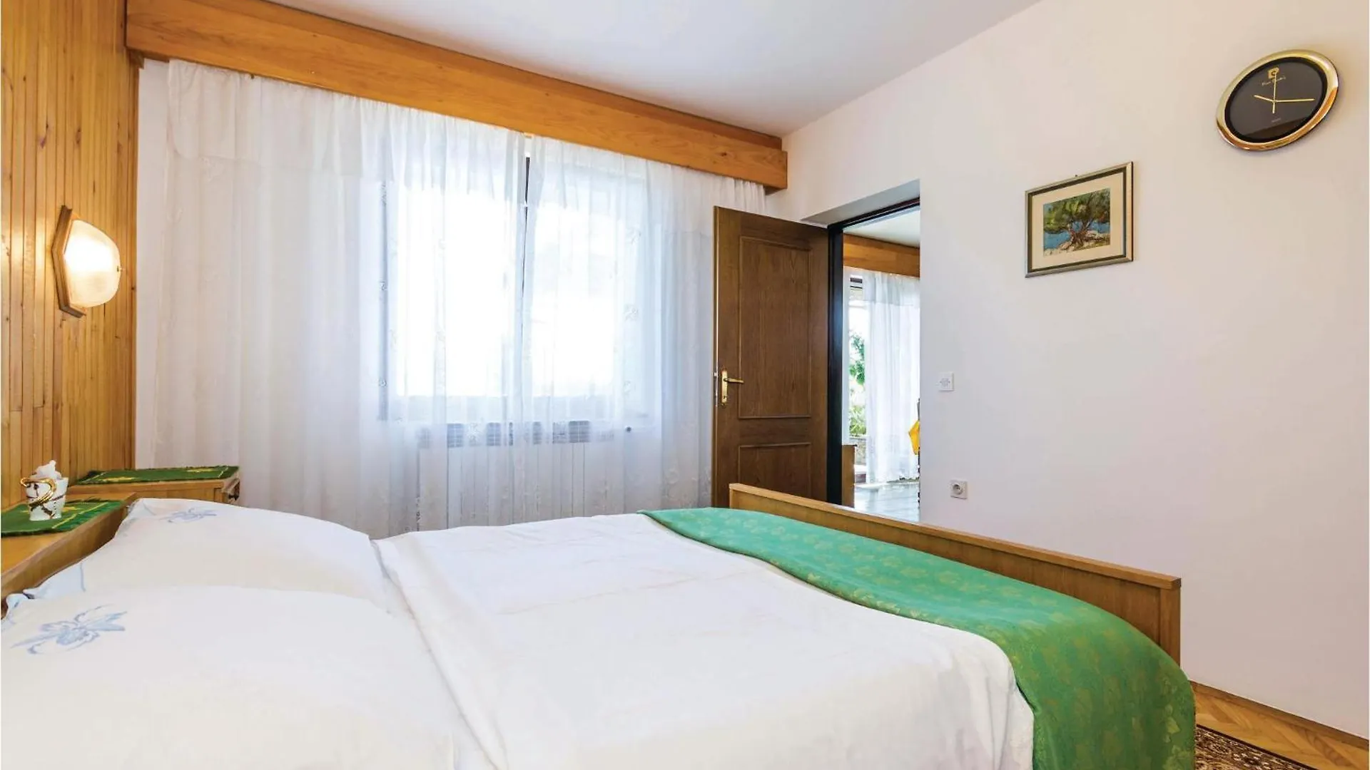 2 Bedroom Pet Friendly Apartment In Kolavici Veprinac
