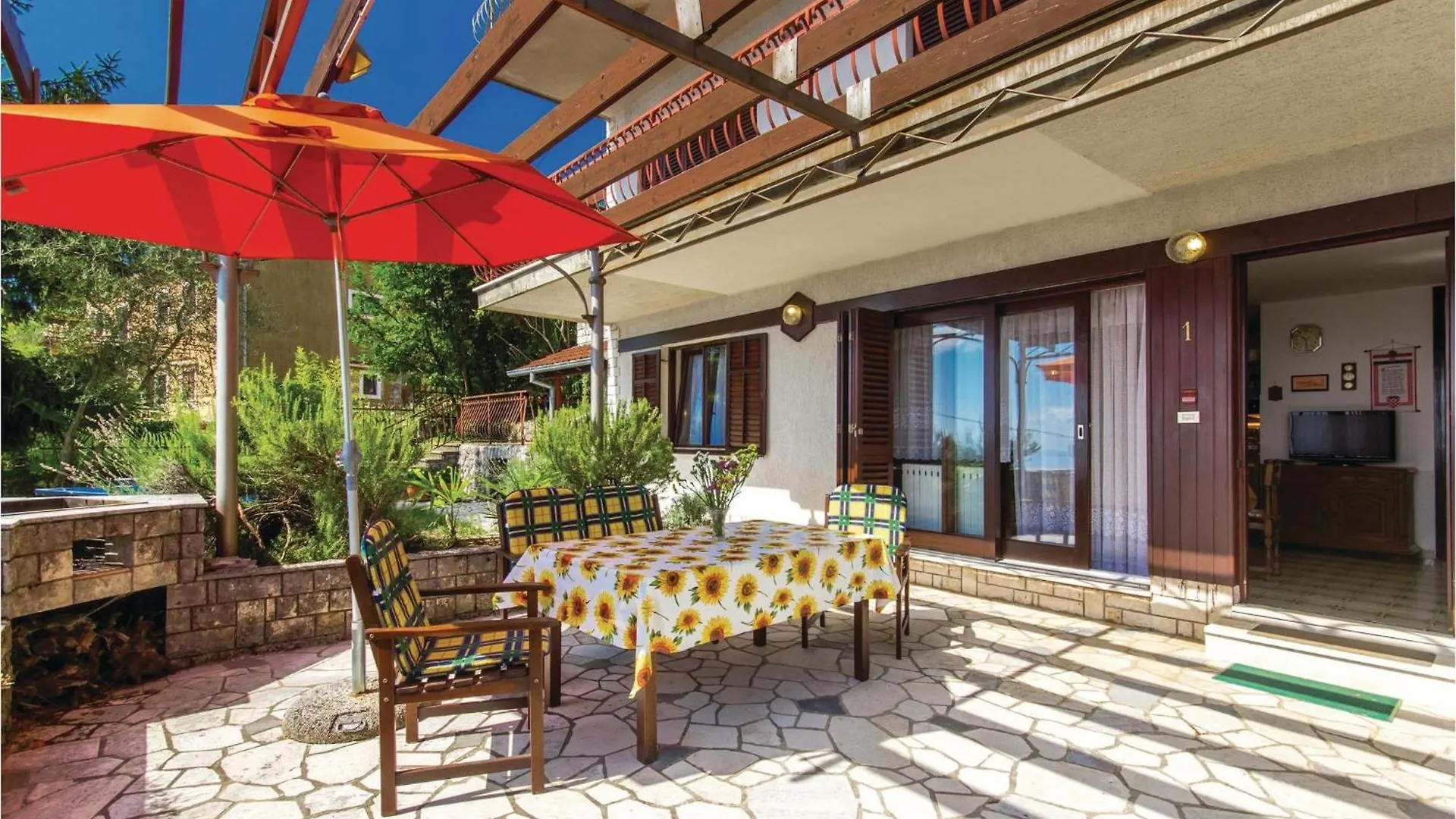2 Bedroom Pet Friendly Apartment In Kolavici Veprinac